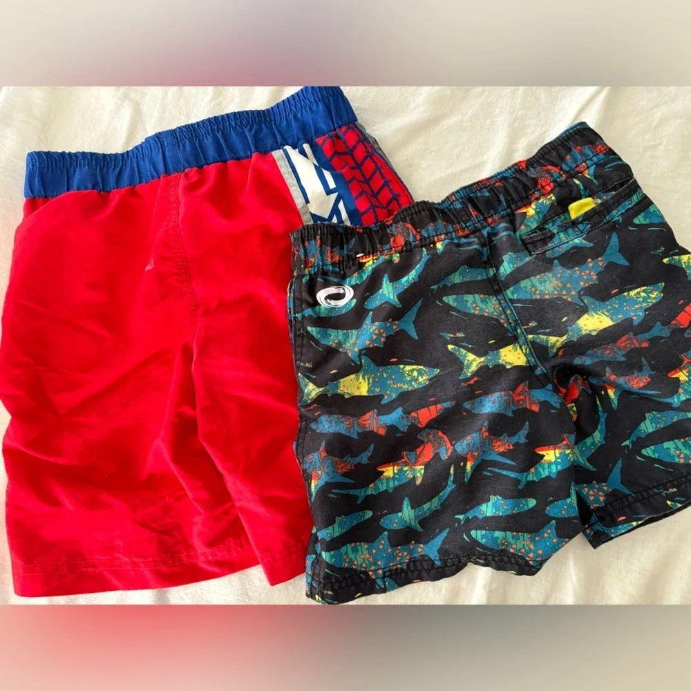 O'greous and Disney swimsuit bundle. Voice size 7. Two piece bundle. ‎ 0727